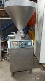 Шприц вакуумный Risco RS-1040
